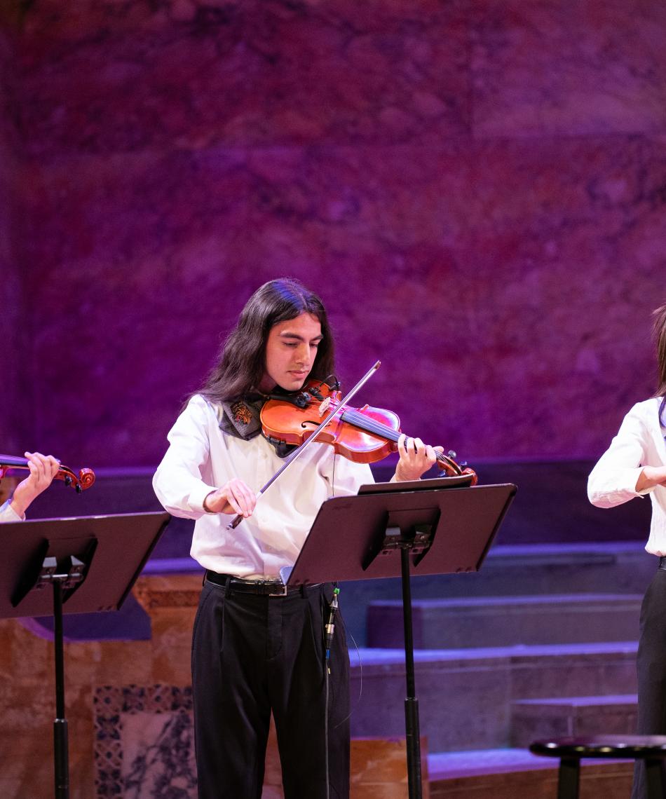 Mariachi Los Tigres performing in Richardson Auditorium