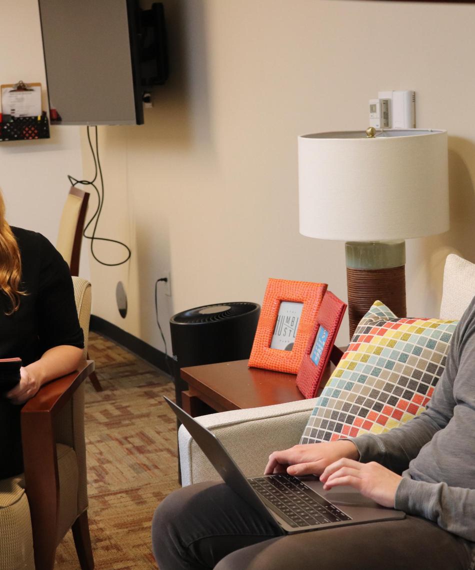 Undergraduate student receiving career advising